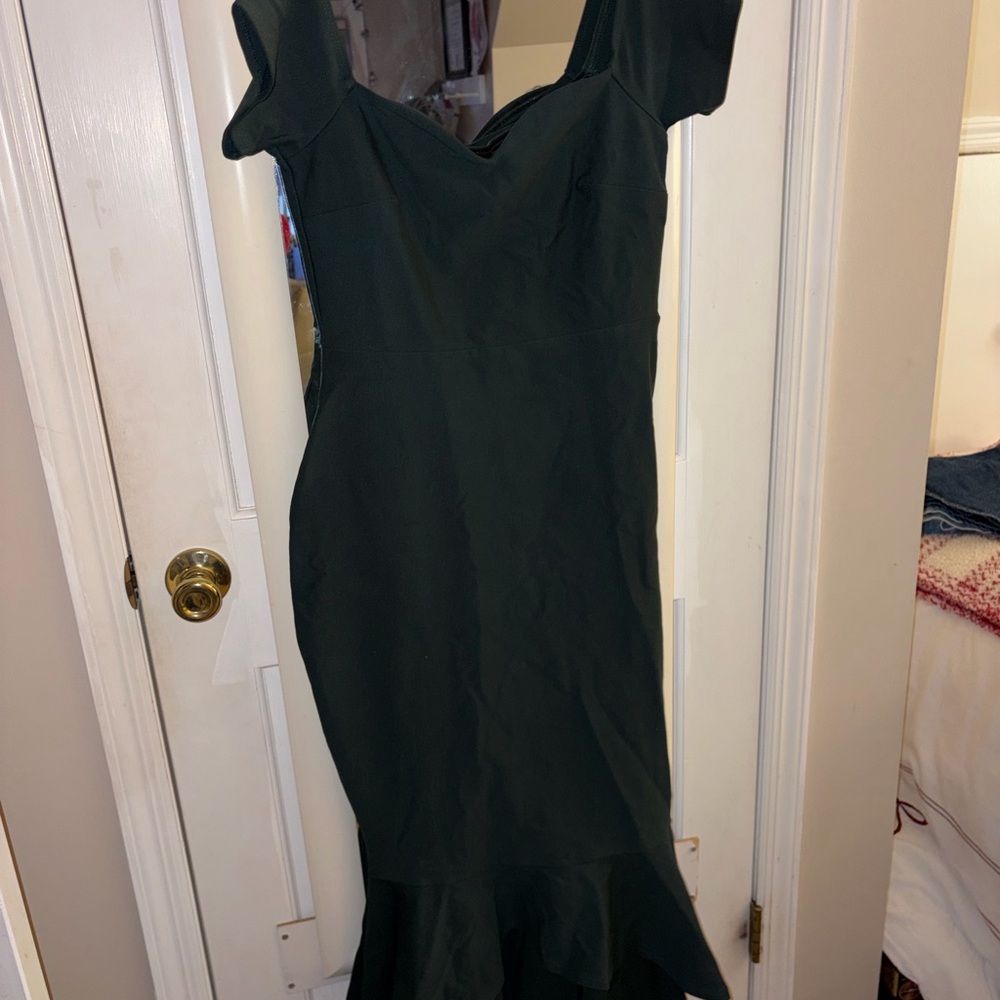 Elegant Dark Green Midi Dress